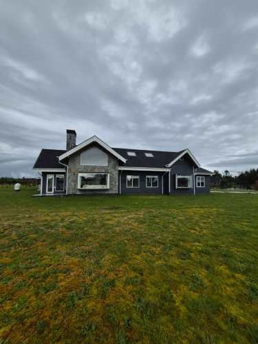 AMPLIA Y HERMOSA CASA EN GRANEROS DE PUERTO VARAS