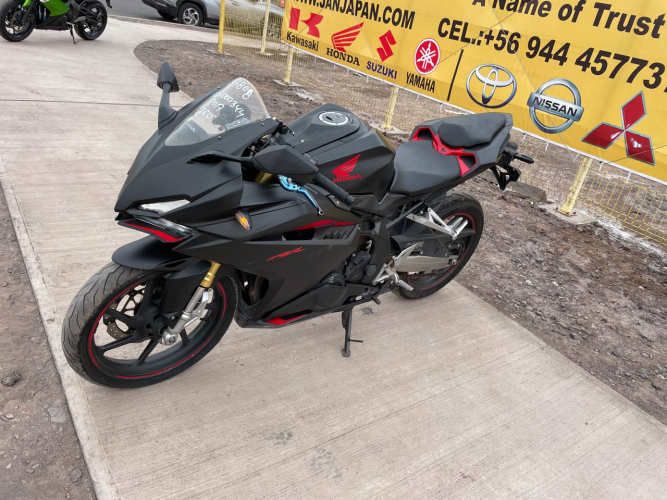 HONDA CBR 250R