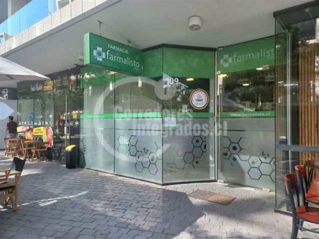 LOCAL COMERCIAL Avenida La Dehesa.