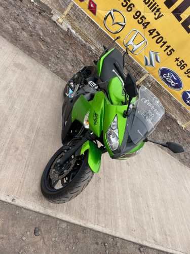 NINJA KAWASAKI 400cc