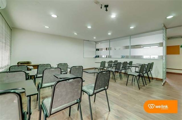 OFICINA Av. Providencia / Orrego Luco