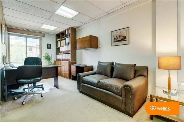 OFICINA Av. Providencia / Orrego Luco