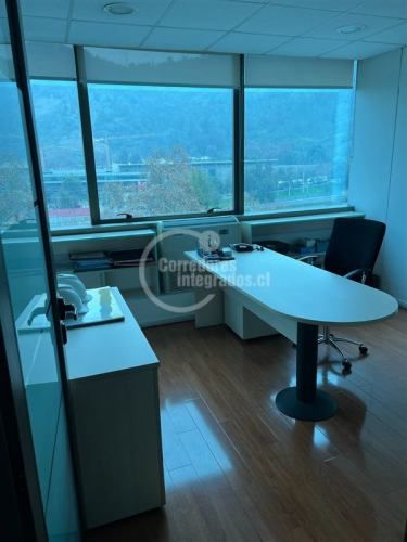 OFICINA Av Andres Bello con Manuel Montt