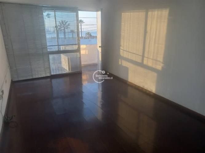 LOCAL COMERCIAL Av Ejercito