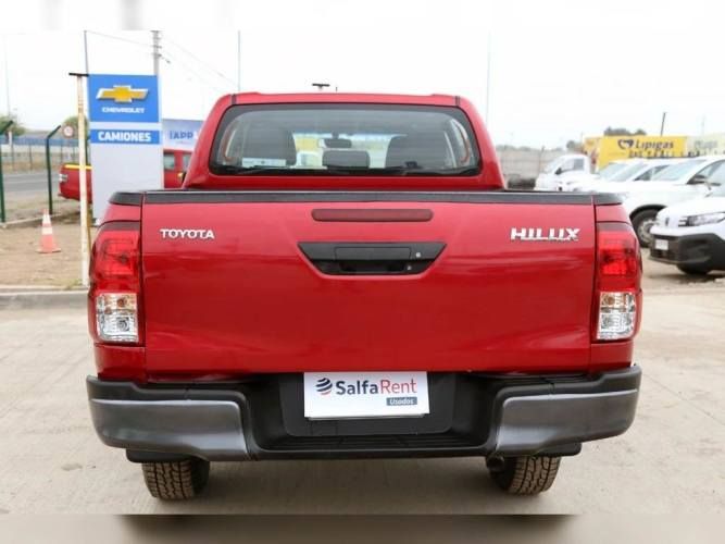 TOYOTA HILUX 2023