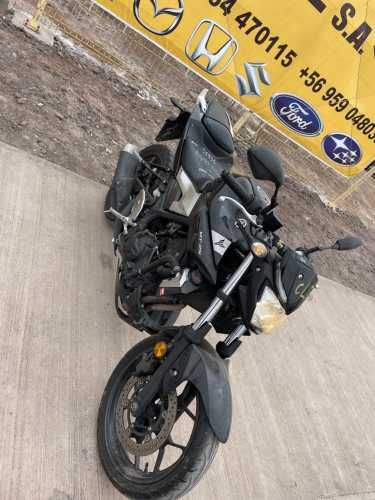 YAMAHA MT-25