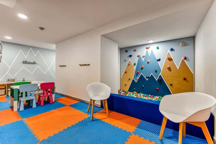 Edificio San Isidro  [3130-1]