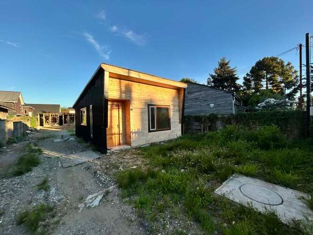 ¡Gran oportunidad de inversión en Valdivia! Terreno en av. Gral. Lagos.