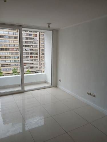 BUENISIMO DEPTO 2D y 2B Metro Sta Lucía