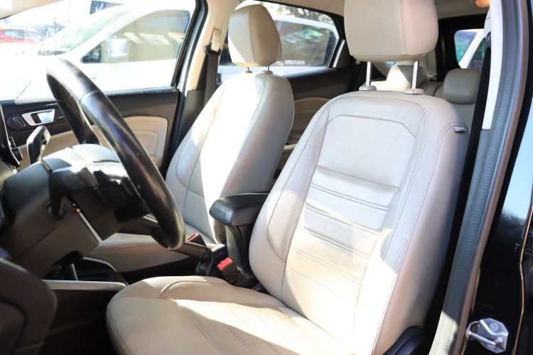 SUV FORD ECOSPORT 2019 TITANIUM FULL AC AUTOMATICO 2.0 SUNROOF