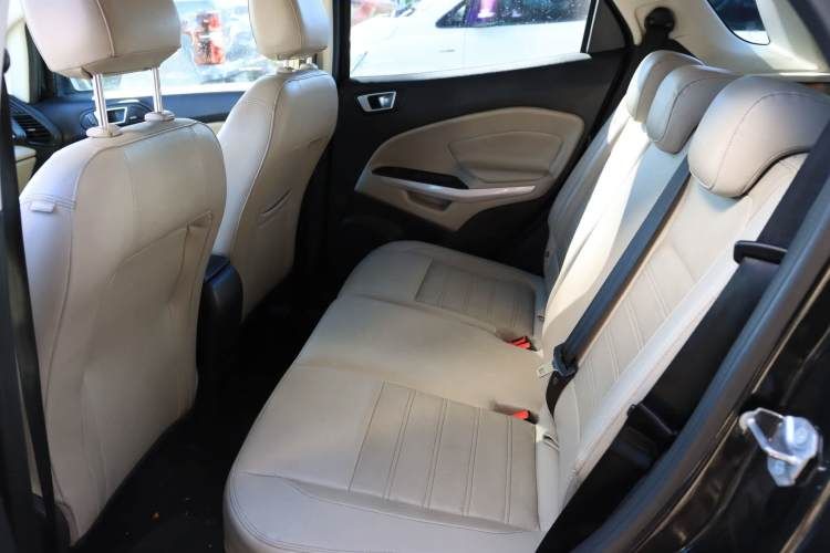 SUV FORD ECOSPORT 2019 TITANIUM FULL AC AUTOMATICO 2.0 SUNROOF