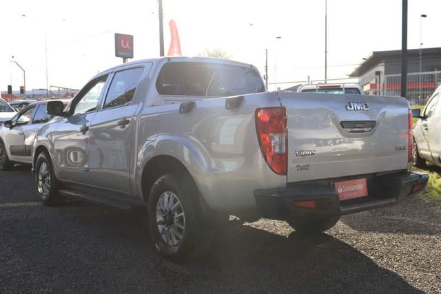 CAMIONETA JMC VIGUS AÑO 2021 2.5 DIESEL MT 4X2 FULL EQUIPO AC