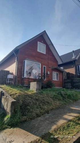 Amplia Casa 3 Dormitorios Coyhaique  (128417)