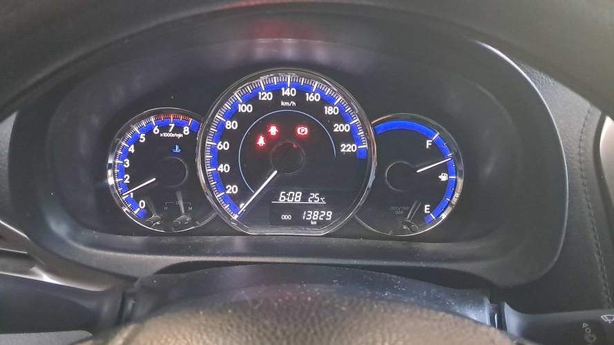 Toyota yaris full