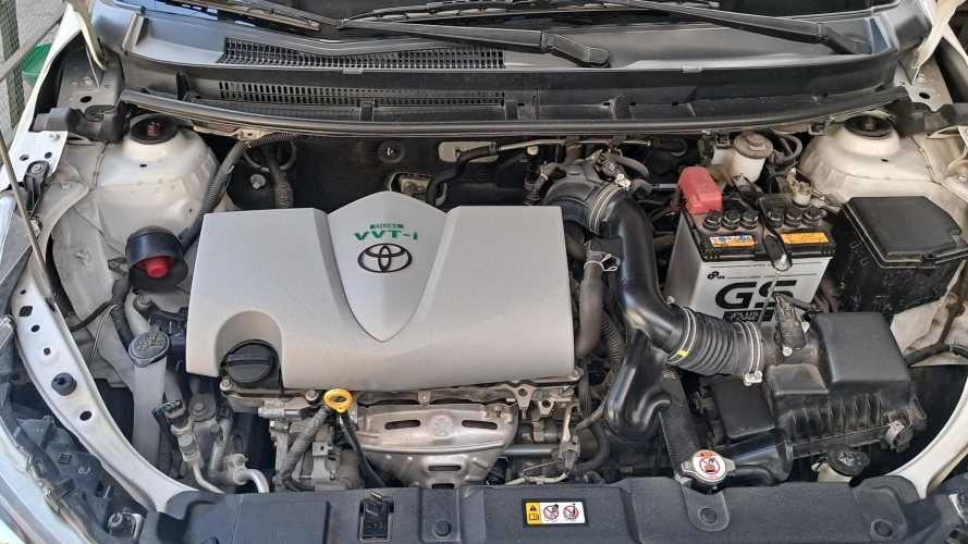 Toyota yaris full