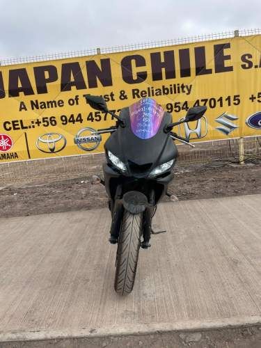 YAMAHA R25