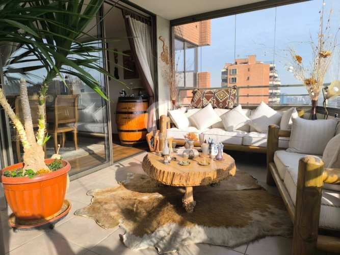 Departamento último piso, Colegio Santa Úrsula, Vitacura