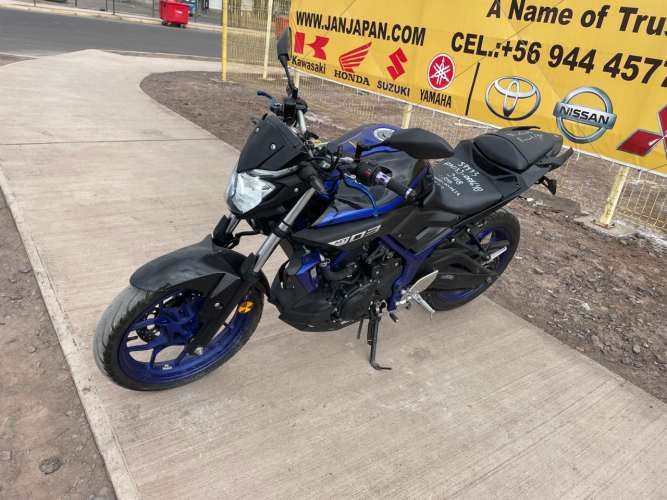 YAMAHA MT-25