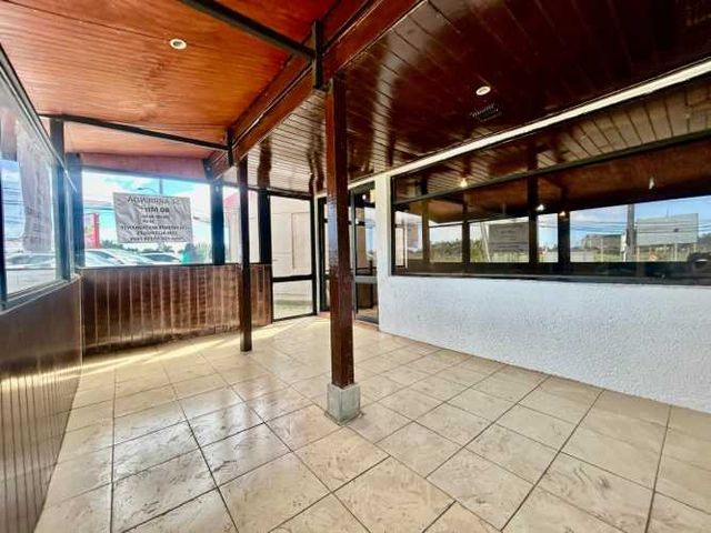 Local comercial en sector Lomas de San Sebastián