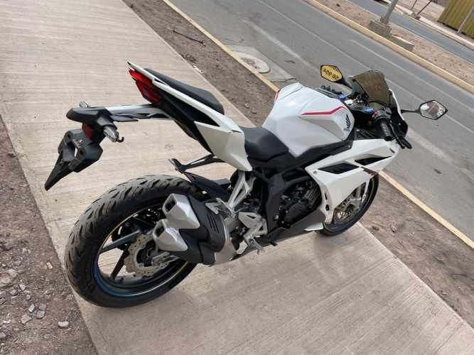 HONDA CBR 250