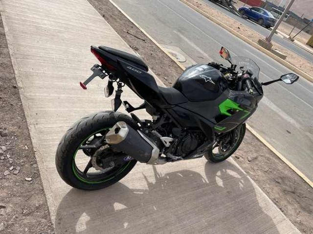 KAWASAKI NINJA 400cc