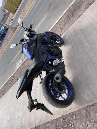 YAMAHA MT-25