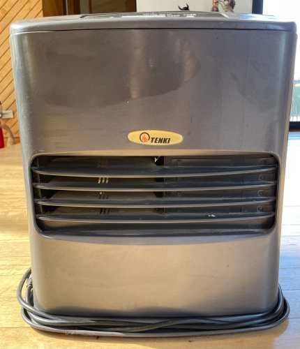 Estufa a parafina Tenki