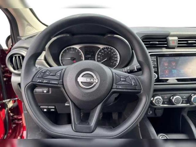NISSAN VERSA 2025
