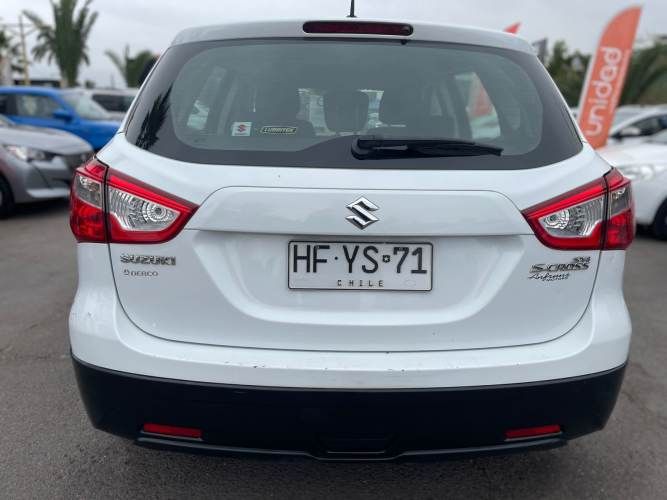 SUZUKI CROSS GL HB 1.6 2015