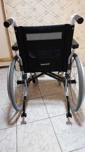 Silla de ruedas Lesenhilf modelo isoflex 2900