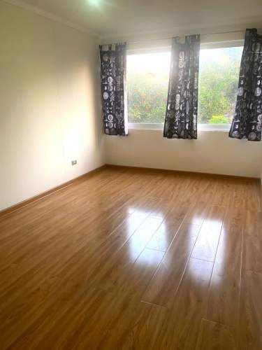 Abogaprop vende lindo y recién remodelado depto en Ñuñoa