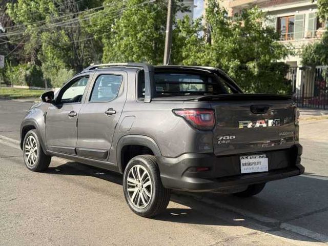 2023 Ram 700 1.3 Laramie DC