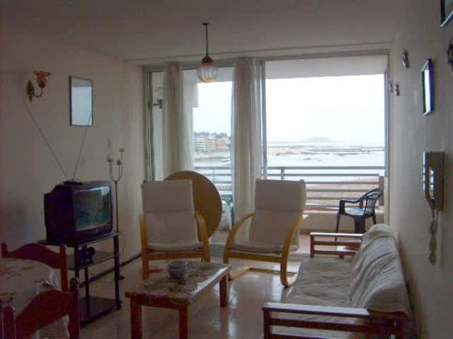 Algarrobo,acogedor departamento frente playa