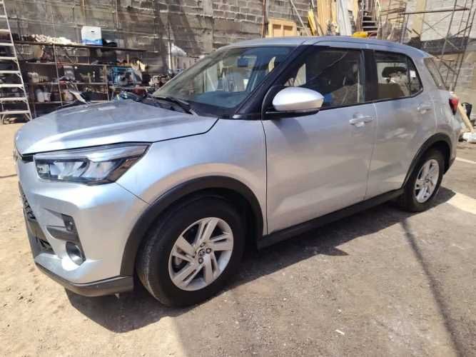 TOYOTA  SUV RAIZE 1.2