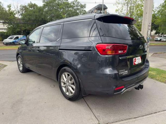 KIA GRAND CARNIVAL LIMITEDPUERTAS ELECTRICAS CAMARA 8 PASAJEROS