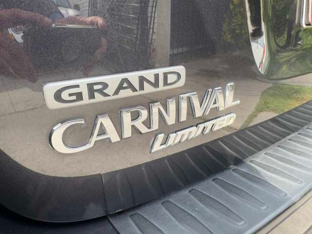 KIA GRAND CARNIVAL LIMITEDPUERTAS ELECTRICAS CAMARA 8 PASAJEROS