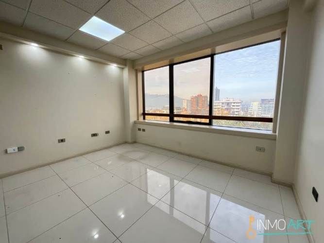 OFICINA Edificio Campanario