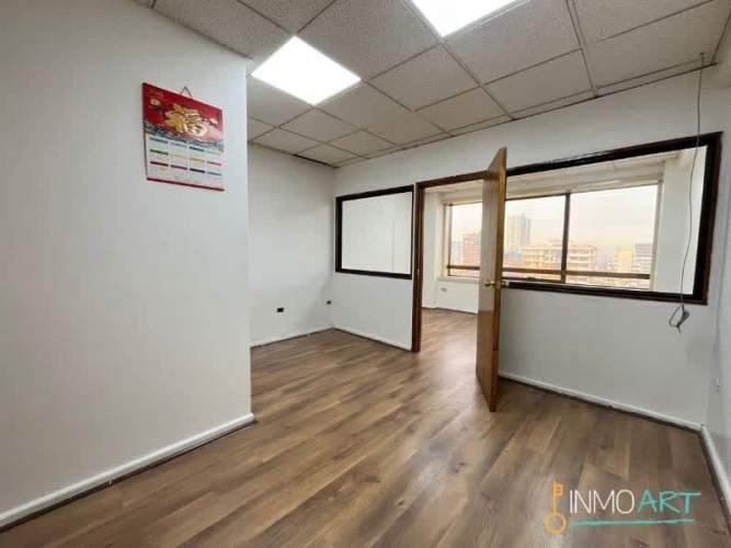 OFICINA Edificio Campanario