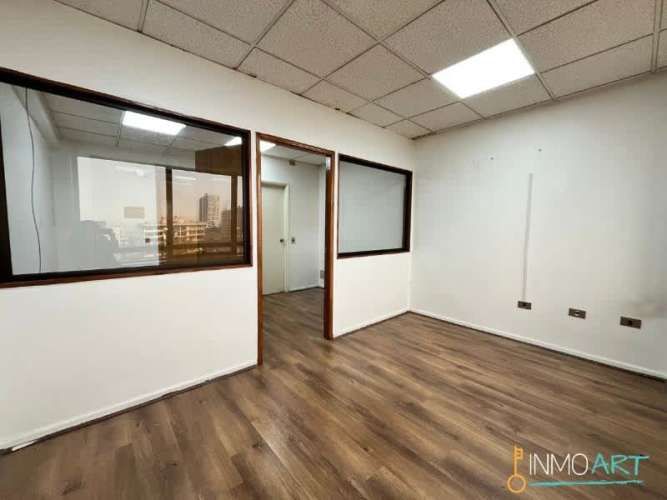 OFICINA Edificio Campanario