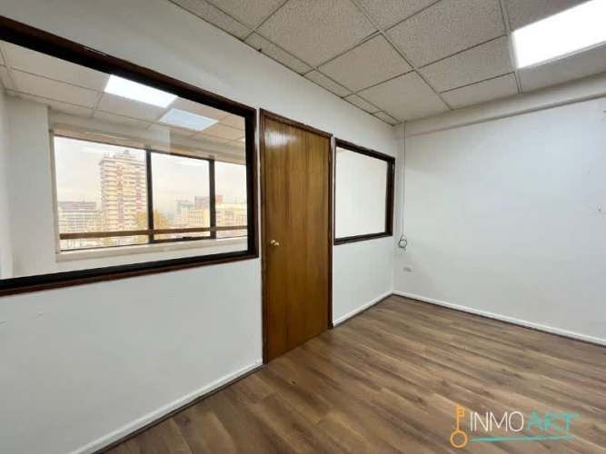 OFICINA Edificio Campanario