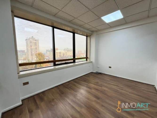 OFICINA Edificio Campanario