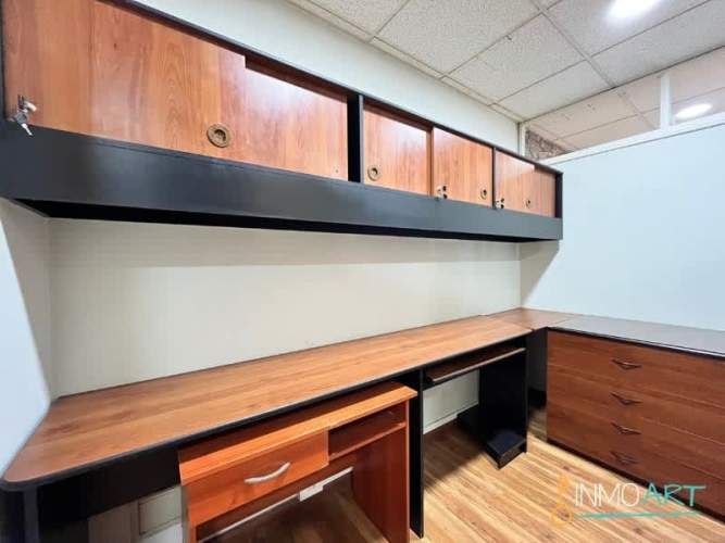 OFICINA Edificio Campanario