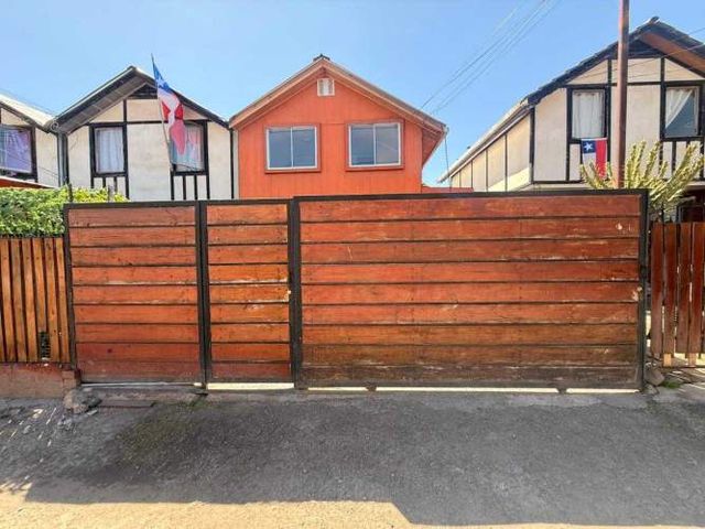 Se Vende amplia casa en Villa Lomas Oriente  (128619)