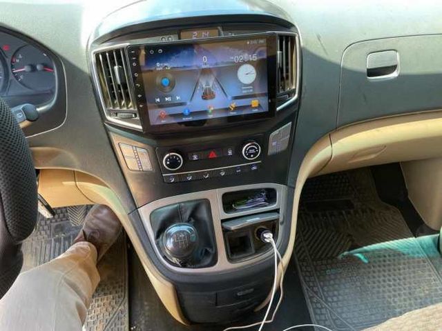 HYUNDAI H1  2.5 TDI 12 PAS 2018