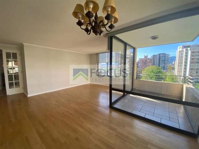 DEPARTAMENTO Av. Colón con A. Vespucio