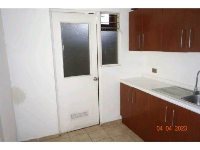 SE VENDE CASA EN JARDINES DE LAS VIZCACHAS, PUENTEALTO