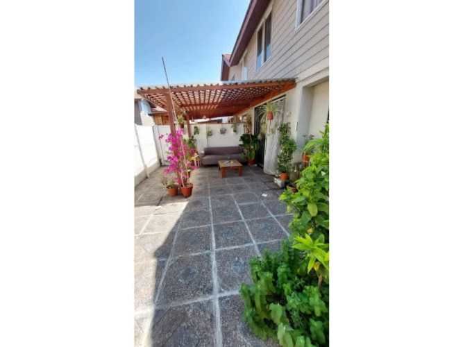 SE VENDE. CASAS DEL VALLE. PUENTE ALTO.