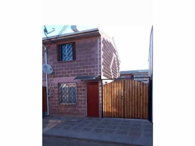 SE VENDE. CONDOMINIO LOS CIRUELOS. PUENTE ALTO.