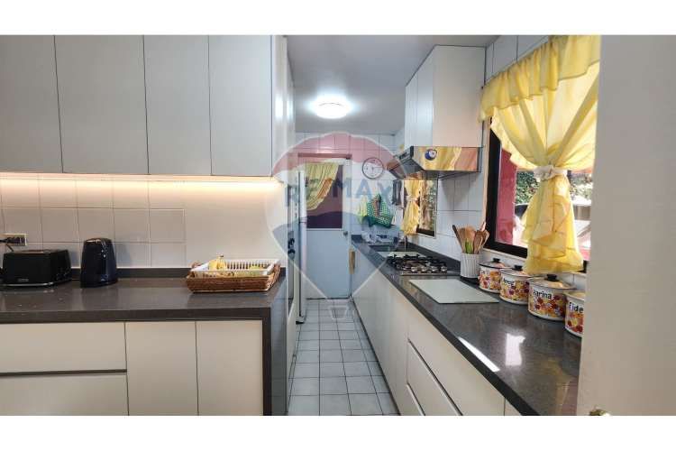 Venta casa la reina 4d+3b+2e+1d+b servicio