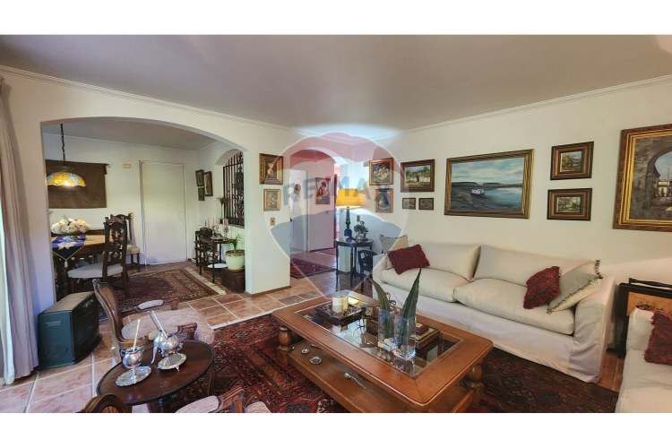 Venta casa la reina 4d+3b+2e+1d+b servicio